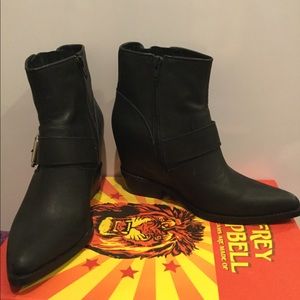 Jeffery Campbell Wenda Ankle Boot with wedge